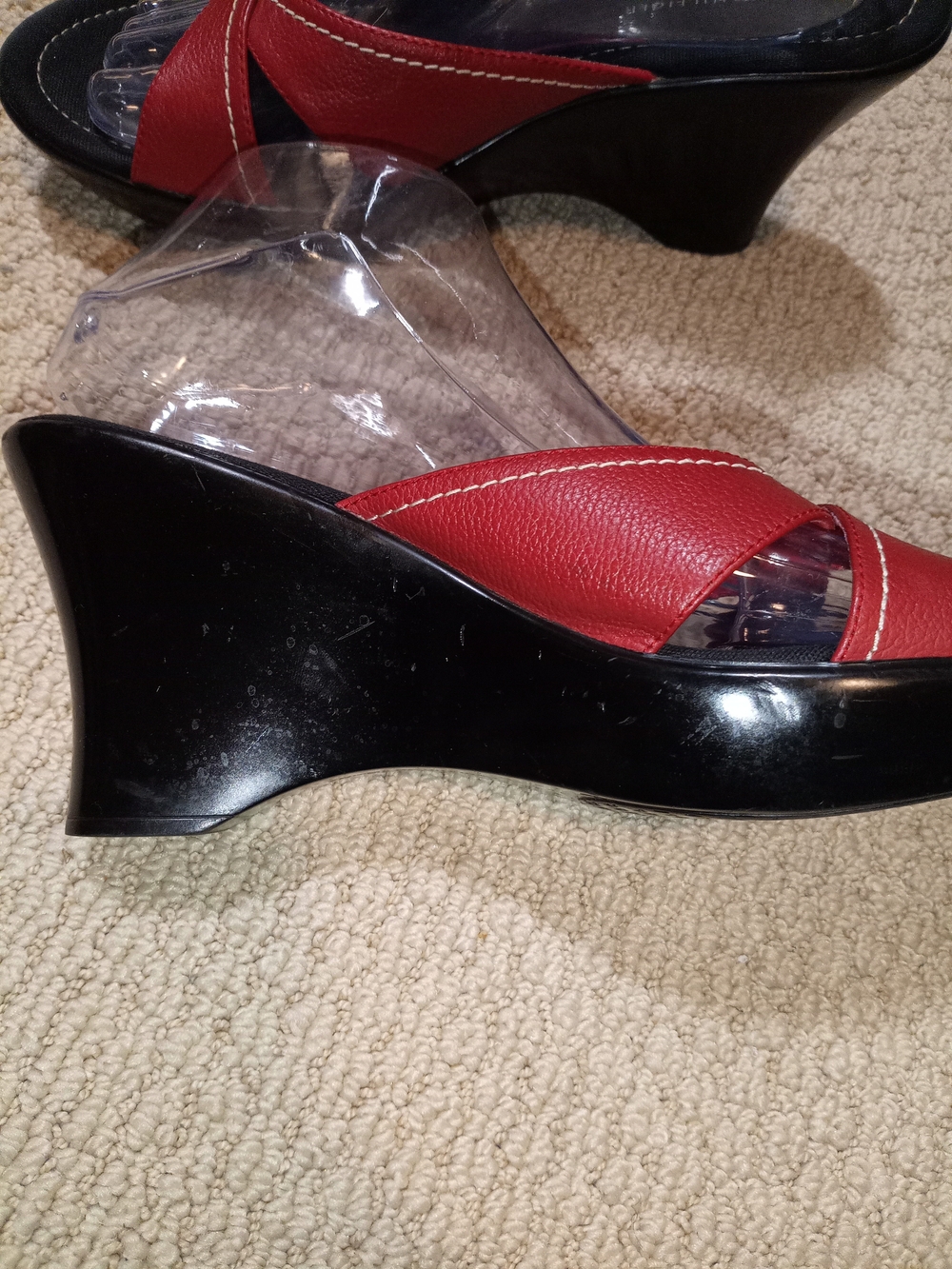 Tommy Hilfiger Red Wedge Heel Women’s Crisscross Sandals Sz 10 - Picture 6 of 9